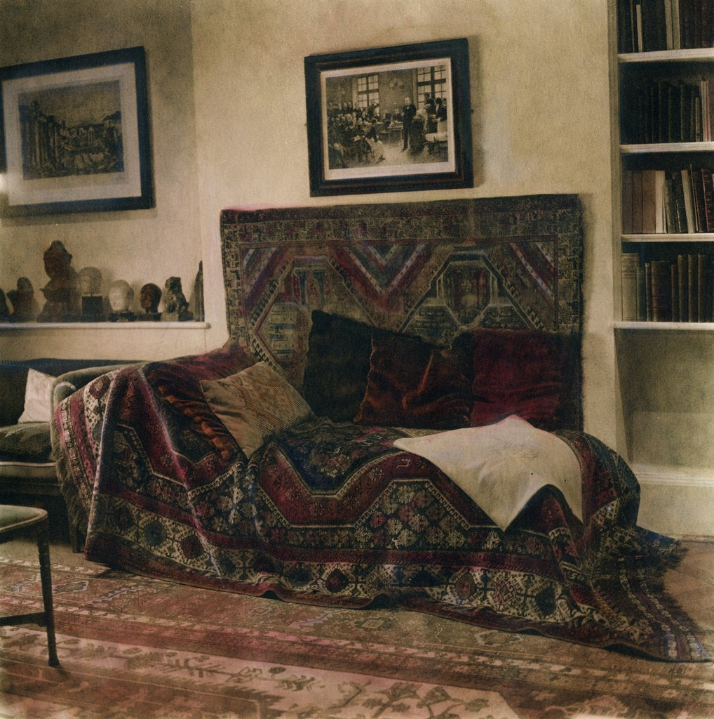 Freud's couch For Medical Aid Palestine